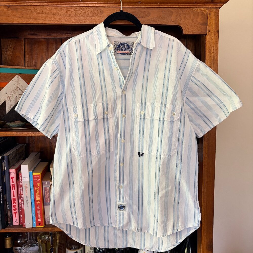Vintage Levi's white striped short sleeve button down Size M